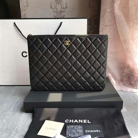 Chanel clutch